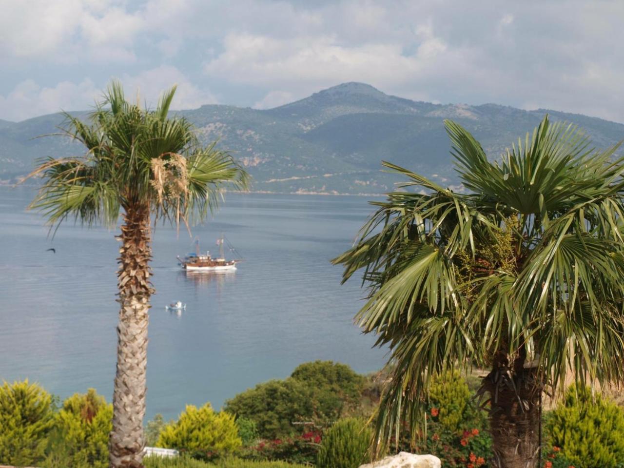 Thalassa Hotel & Spa Palairos Exterior photo